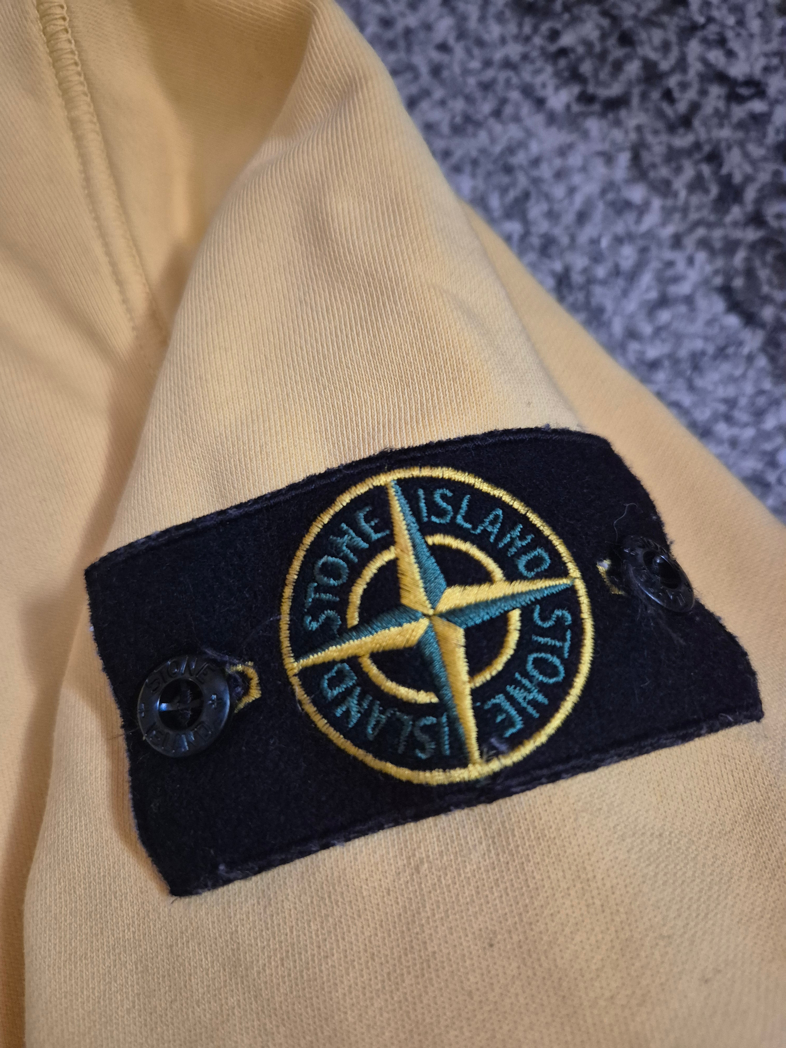 Stone Island Crewneck Yellow L