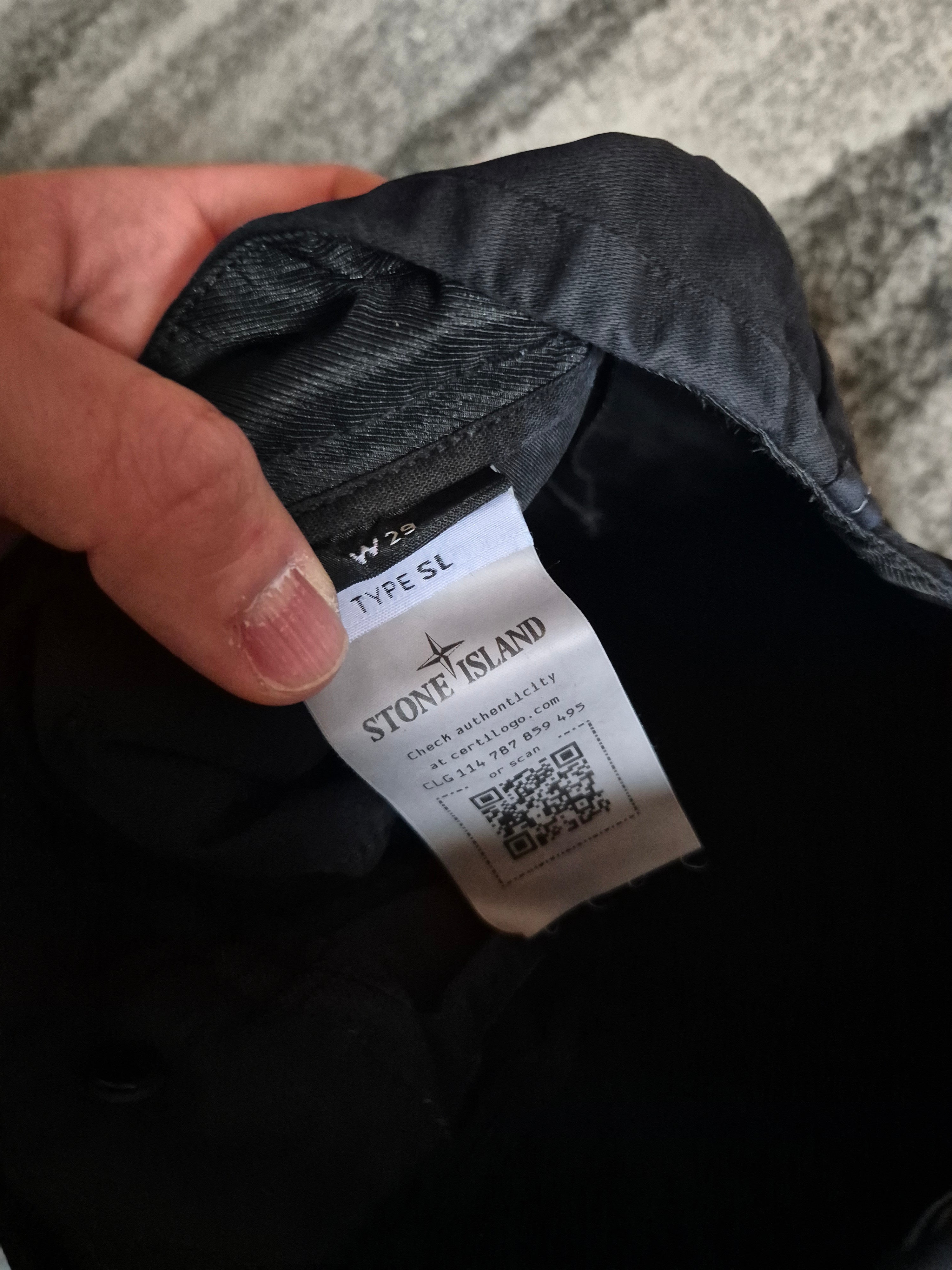 Stone Island Cargo Shorts Black W29