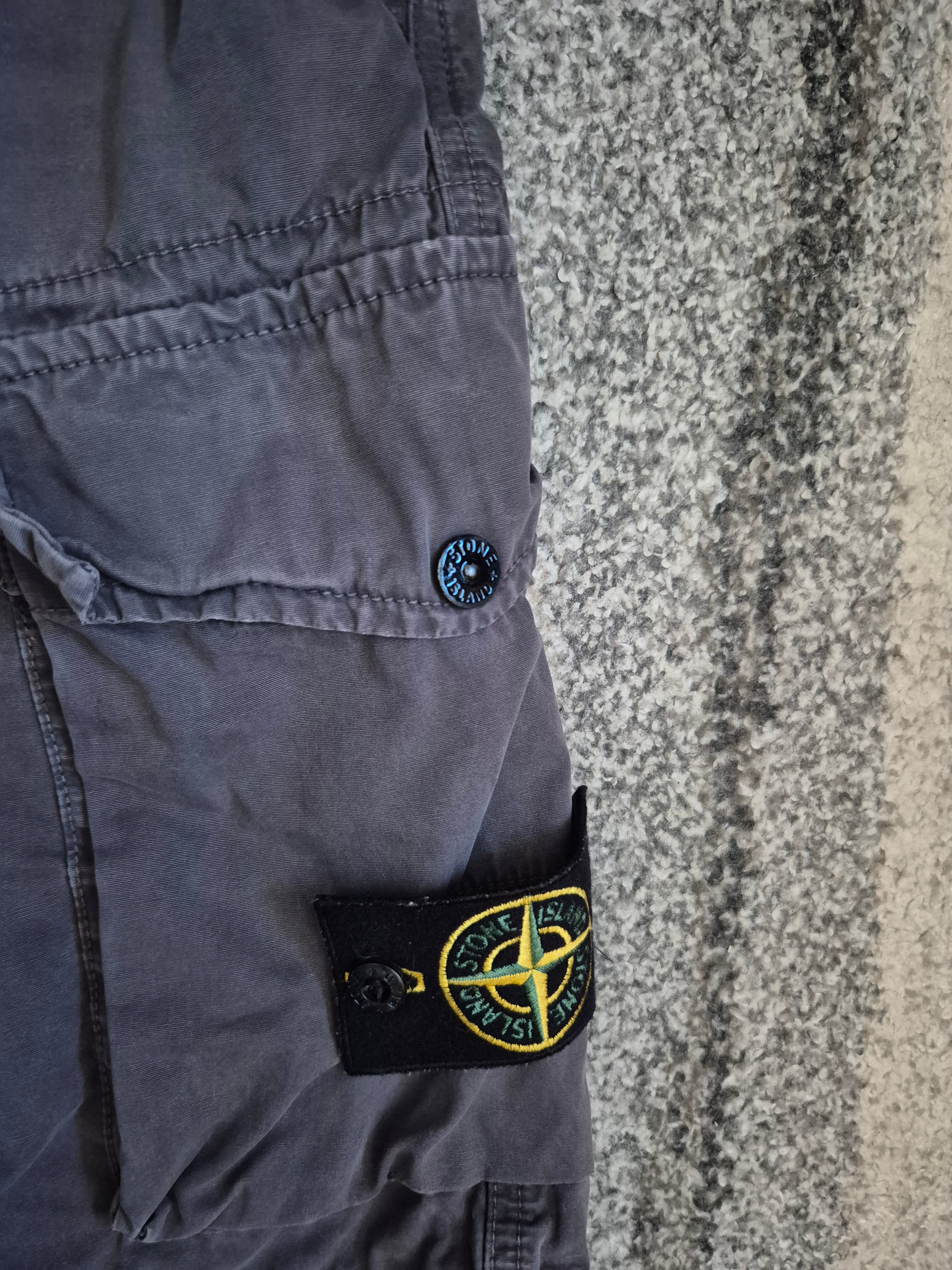Stone Island Cargo Shorts Grey W32