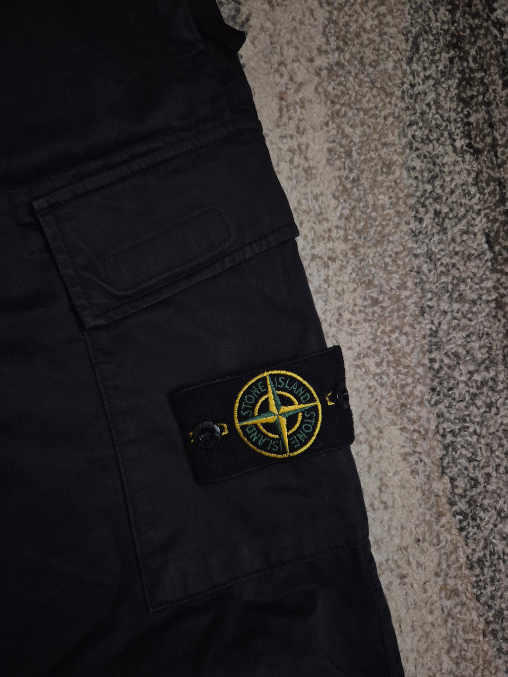 Stone Island Cargo Pants Black W32