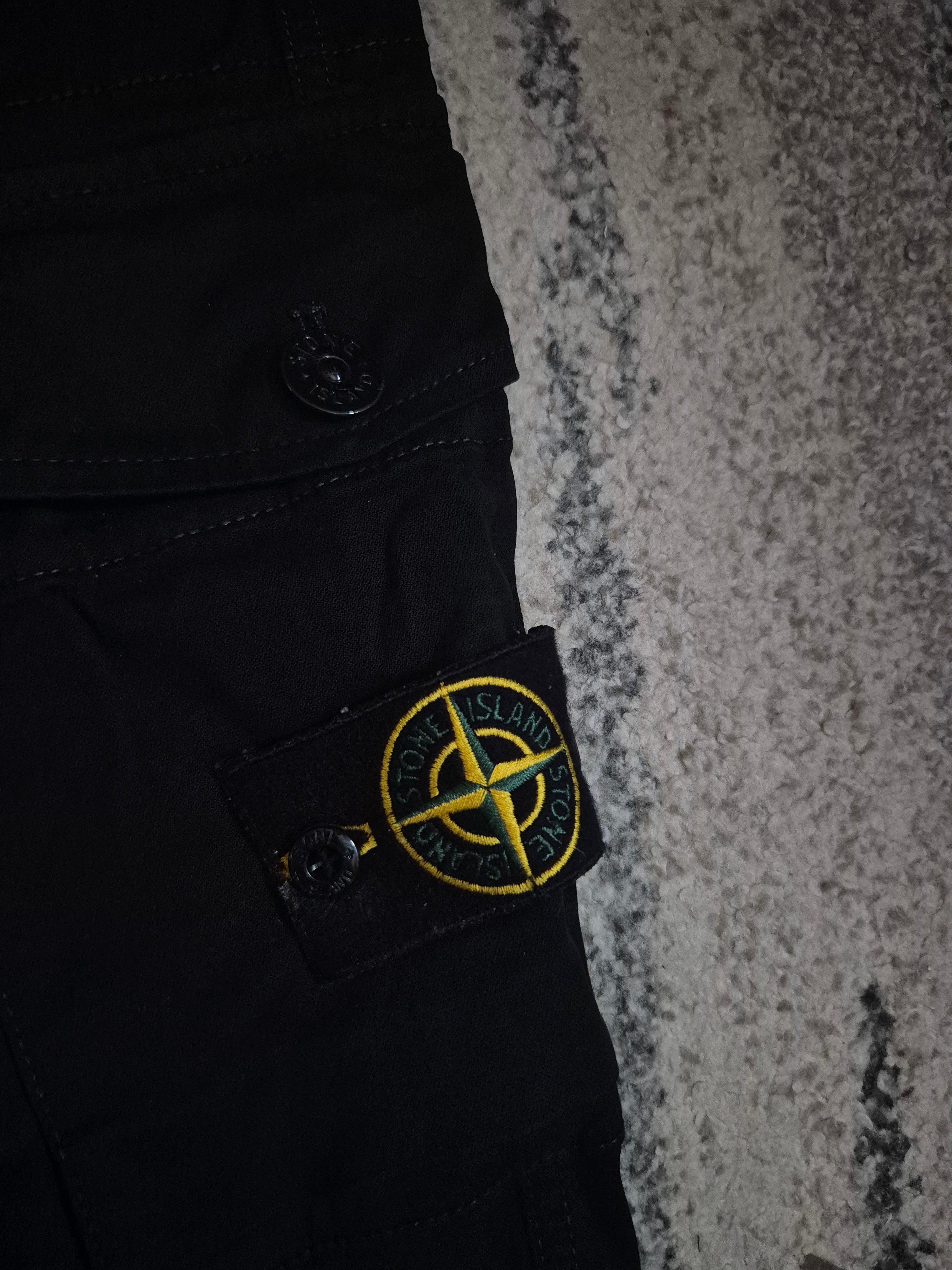 Stone Island Cargo Pants Black W32