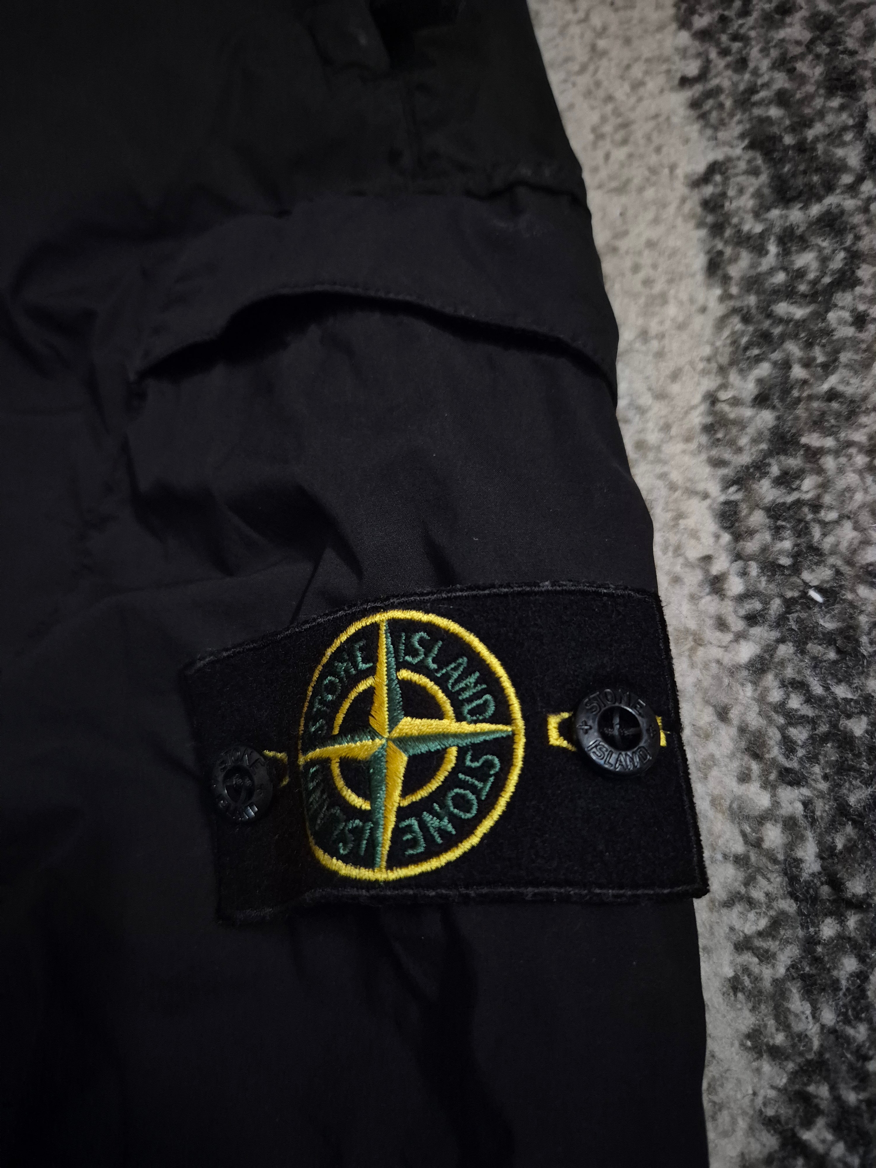 Stone Island Cargo Pants Black W32