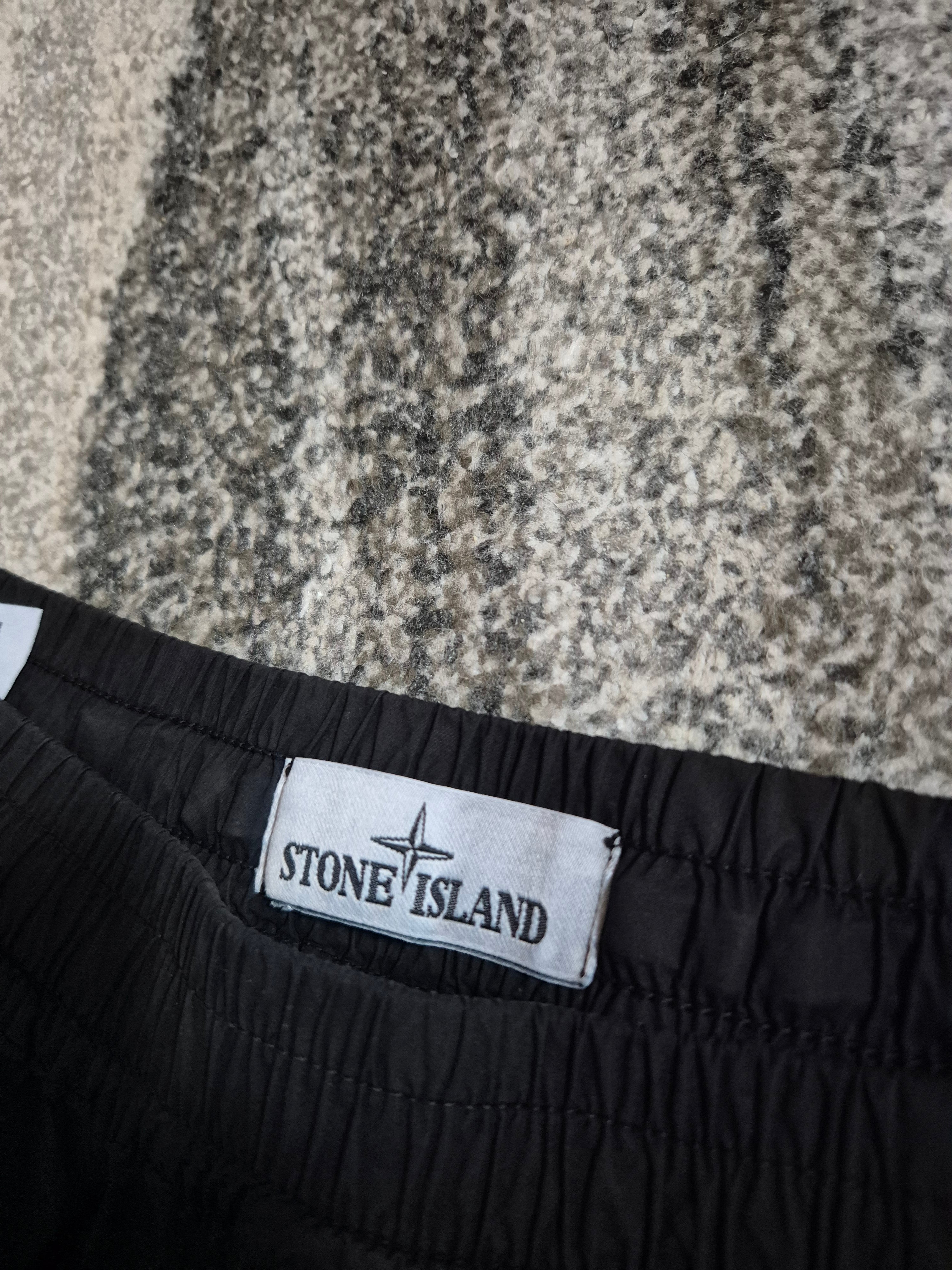 Stone Island Cargo Pants Black W32
