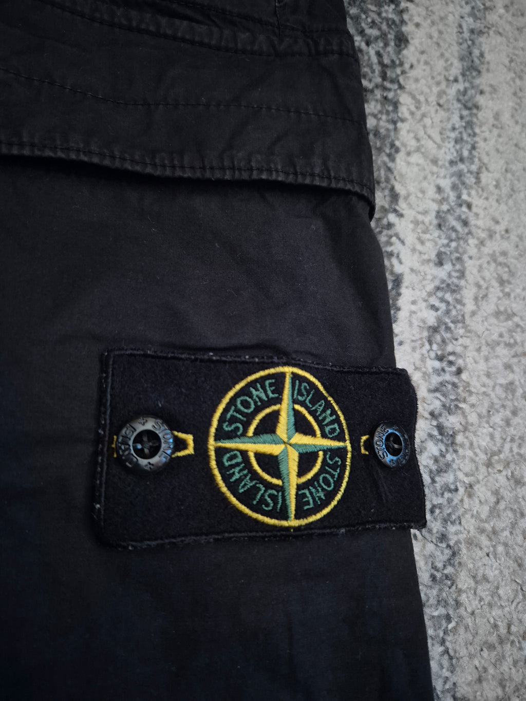 Stone Island Cargo Shorts W34