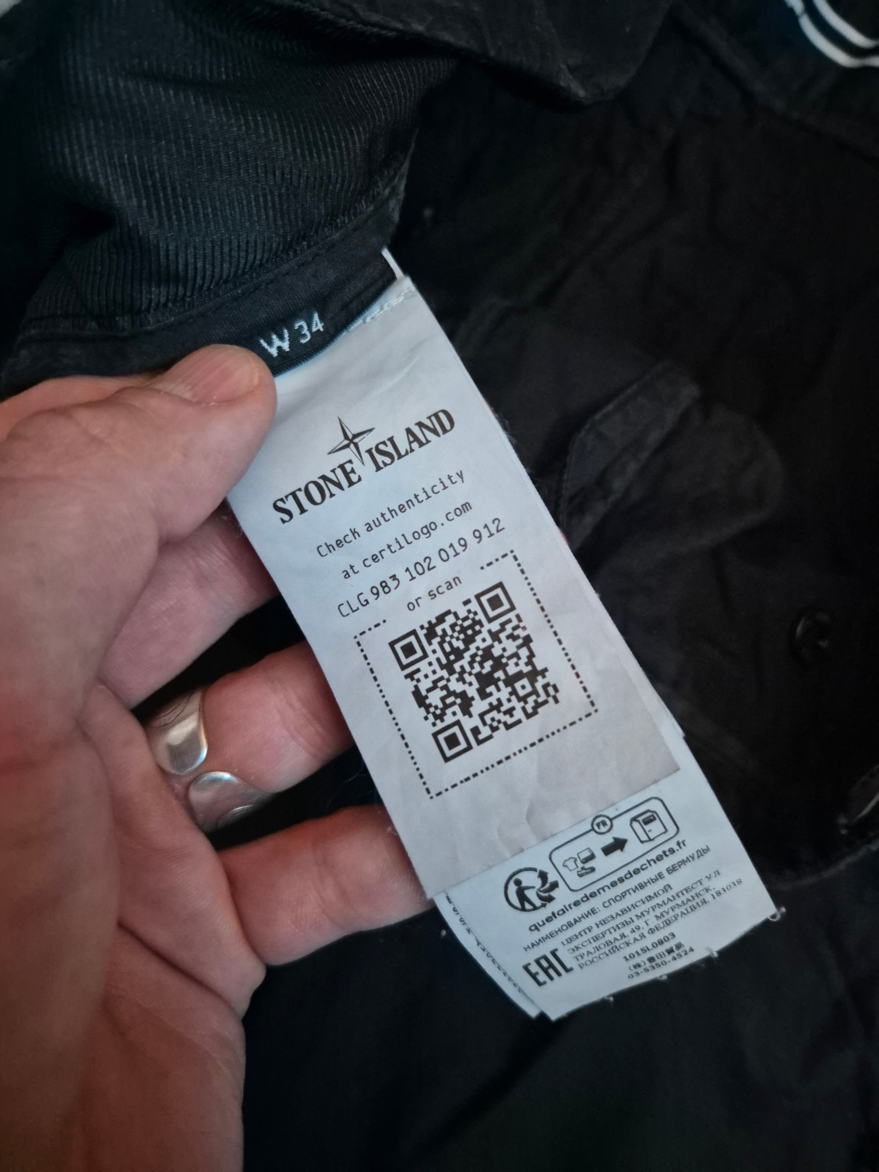 Stone Island Cargo Shorts W34