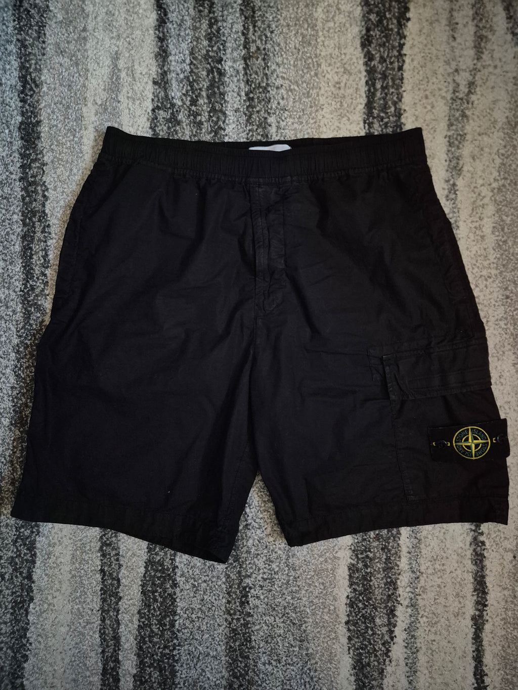 Stone Island Cargo Shorts Black W32