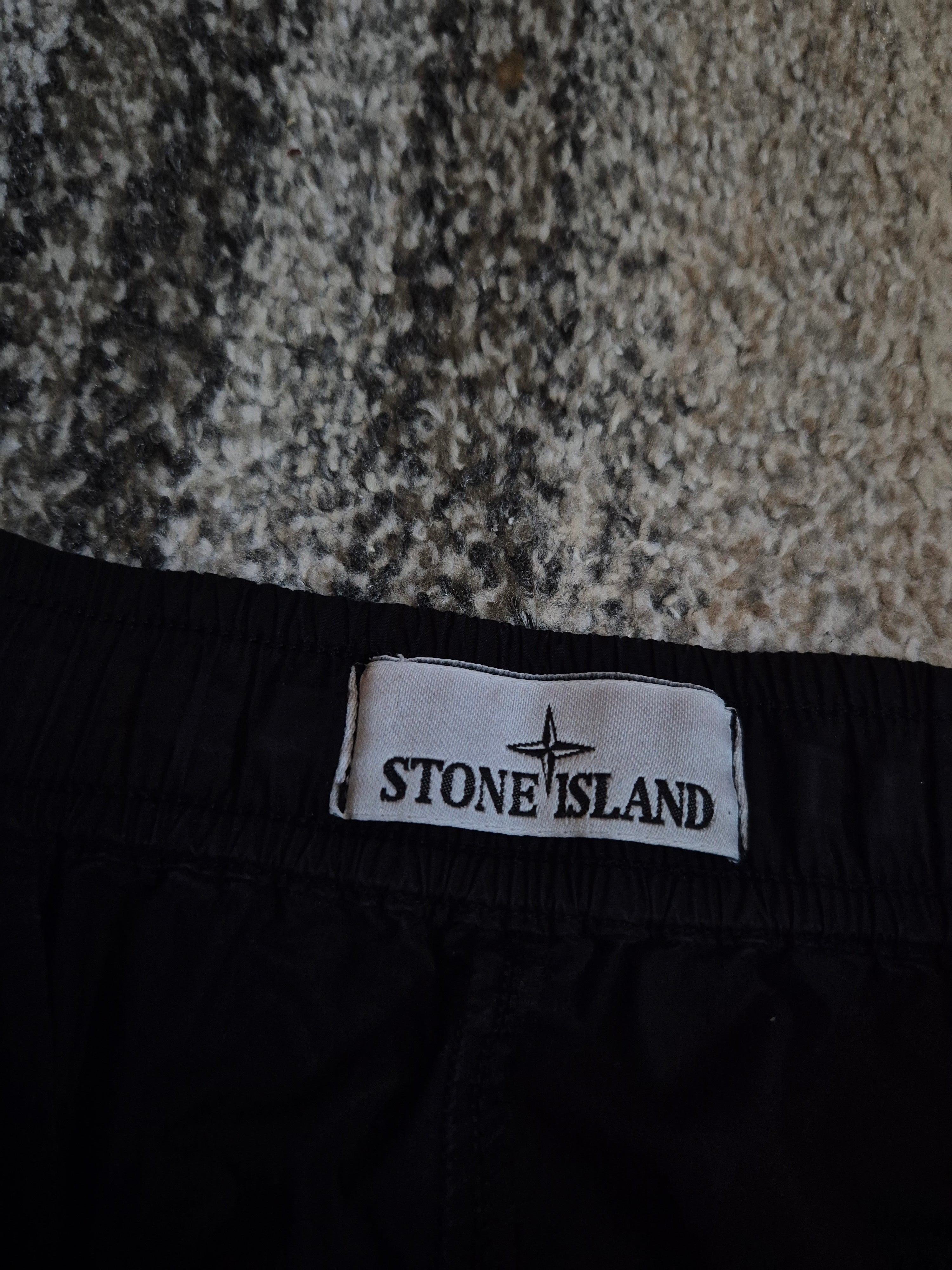 Stone Island Cargo Shorts Black W32