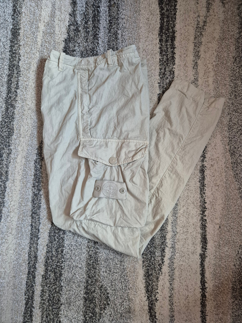 Stone Island Ghost Cargo Pants Beige W32