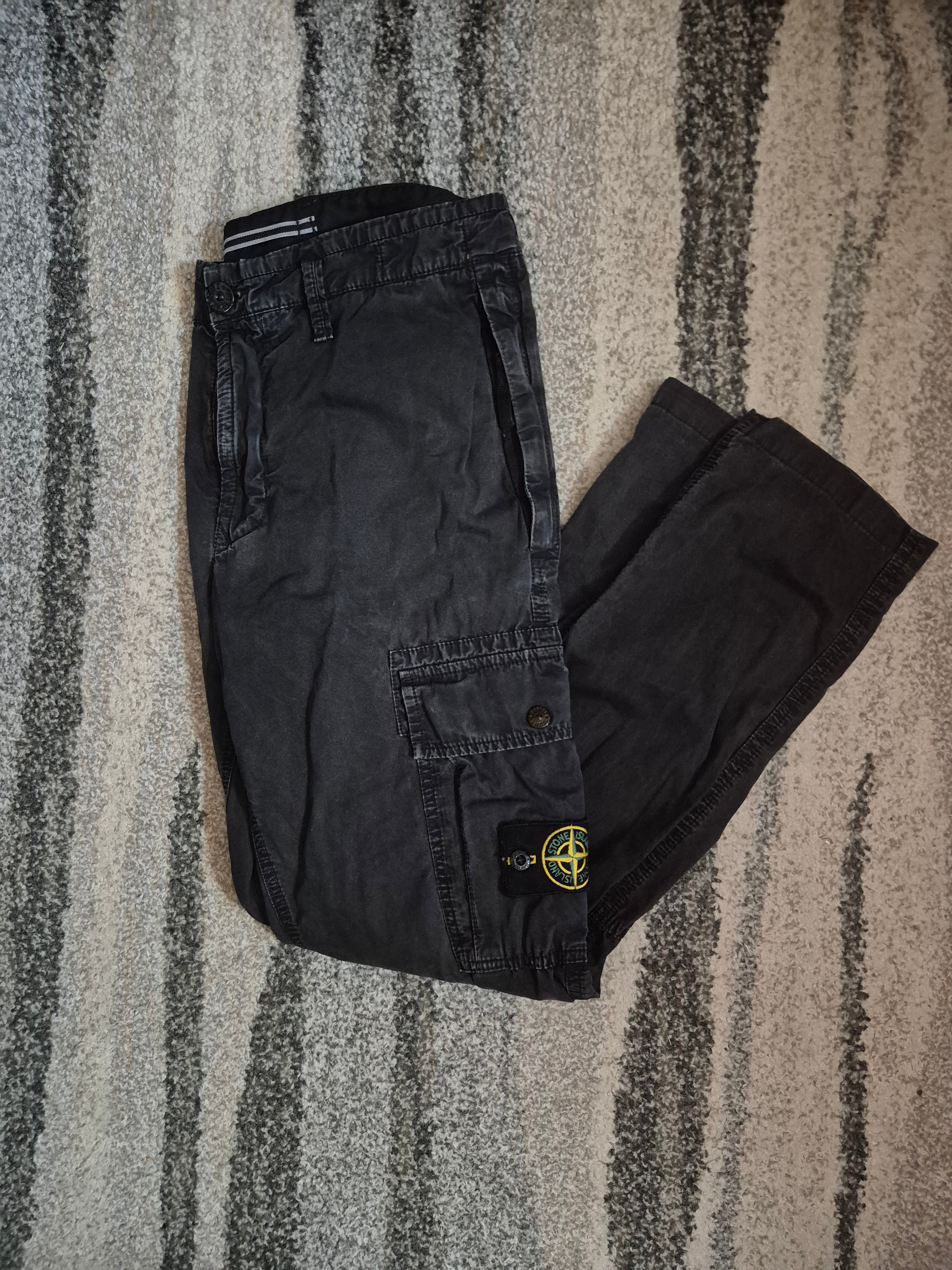 Stone Island Cargo Pants Black W31