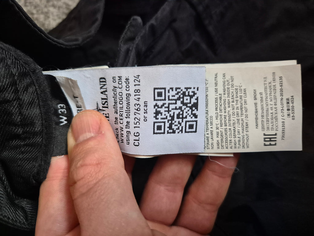 Stone Island Cargo Pants Black W33
