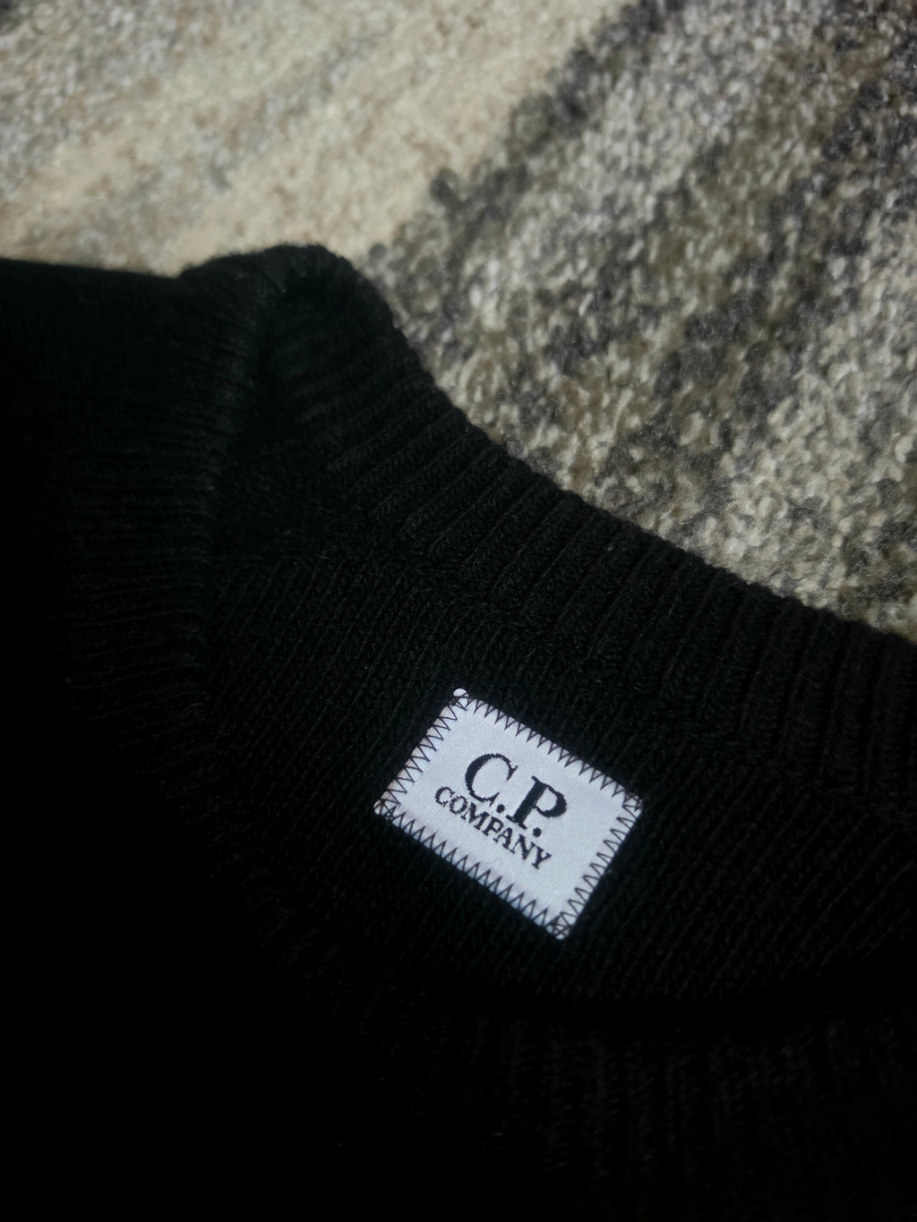 C.P. Company Jacquard Wool Knit Sweater – 13CMKN331A 005504J – Black – M