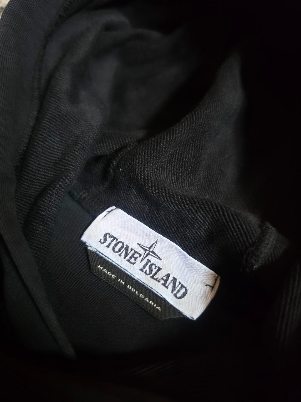Stone Island 65885 Cotton Fleece Micro Graphics Four Print Hoodie – 761565885 V0029 – Black – L