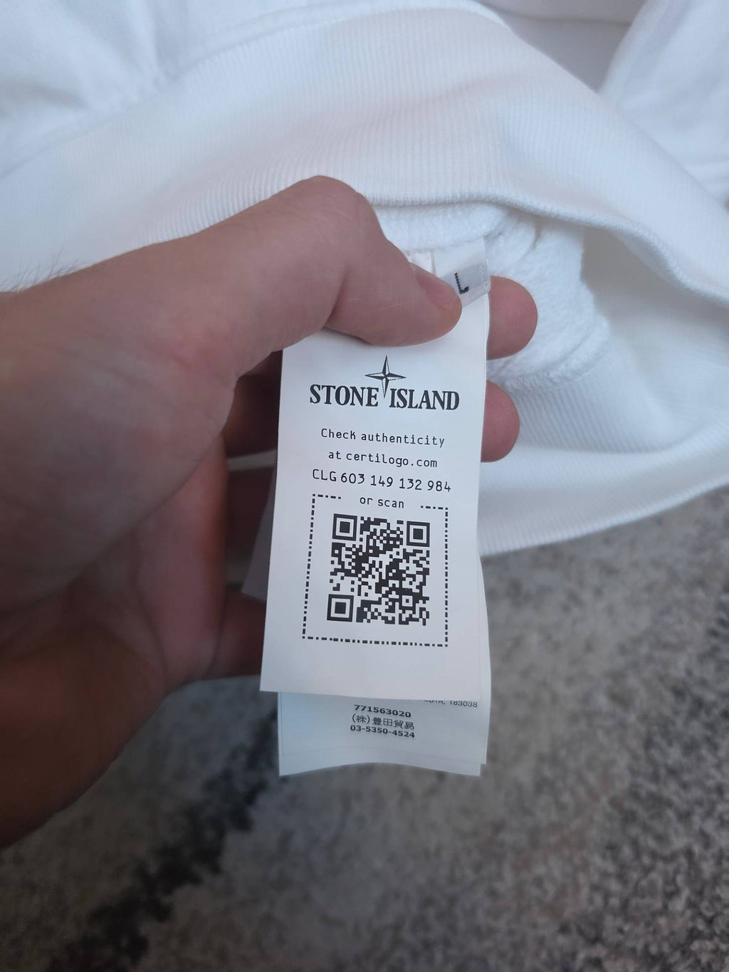 Stone Island Garment Dyed Crewneck Sweatshirt – 771563020 V0001 – White – L