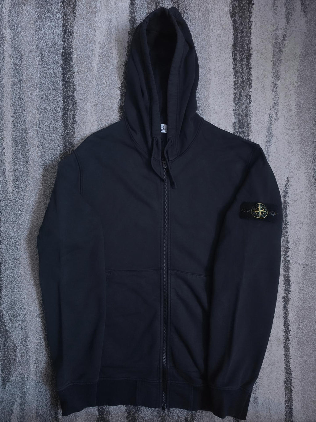 Stone Island Zip Hoodie – 801564251 V0020 – Navy Blue – XL