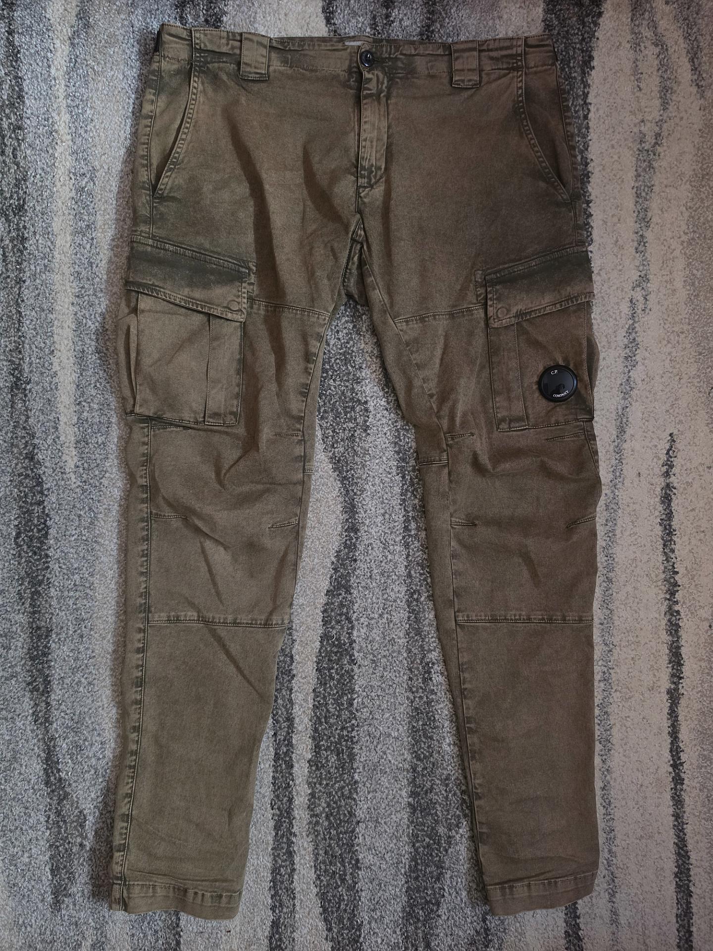 C.P. Company Re-Colour Cargo Pants Khaki L (50)