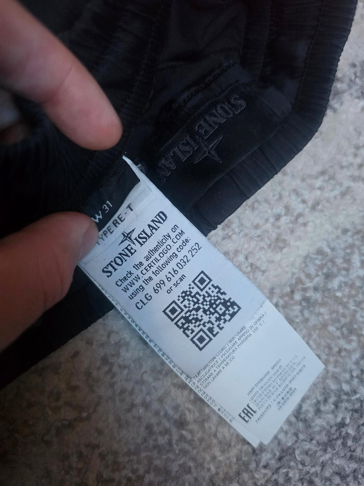 Stone Island Ghost Piece Cargo Pants 7415317F2 V0029 — W31