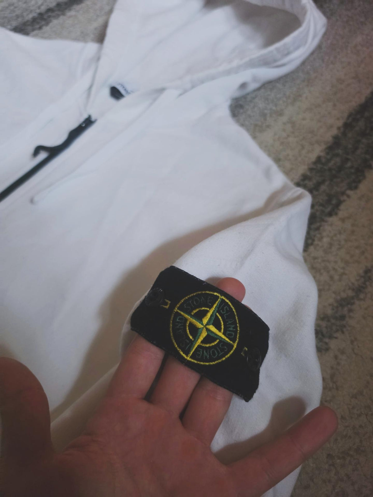 Stone Island Full Zip Hoodie – 731564220 V0001 – White – L