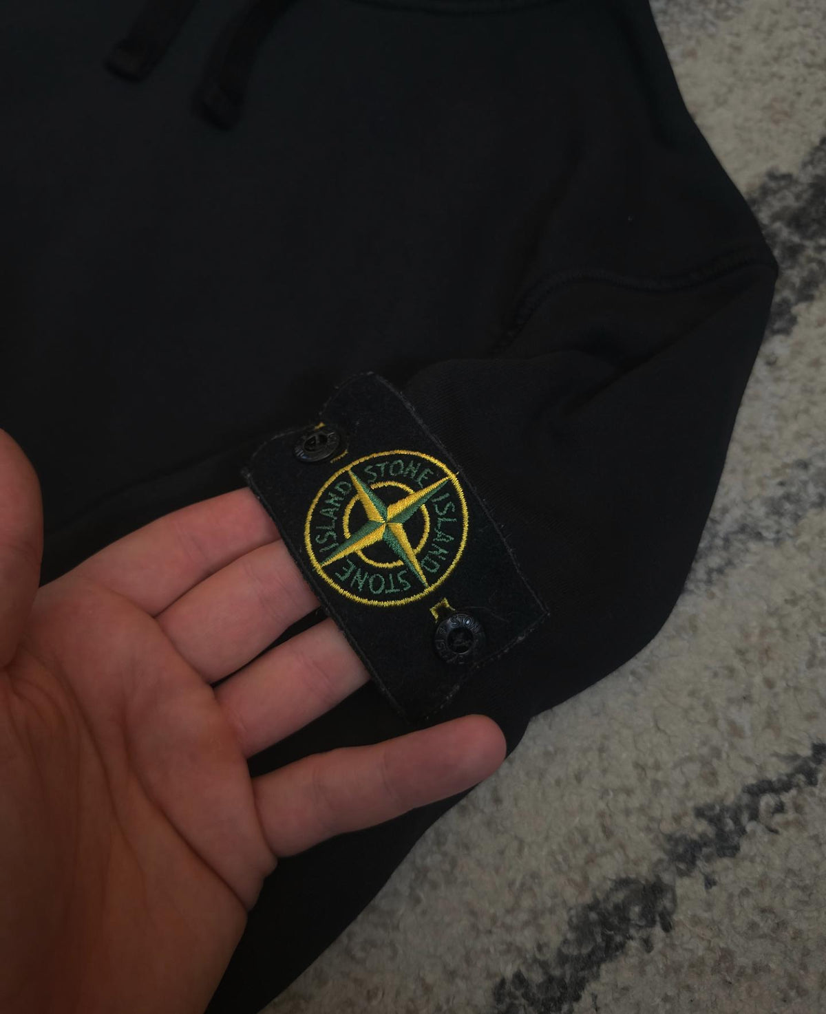 Stone Island 64151 Kapuzenpullover – 101564151 V0029 Schwarz – M