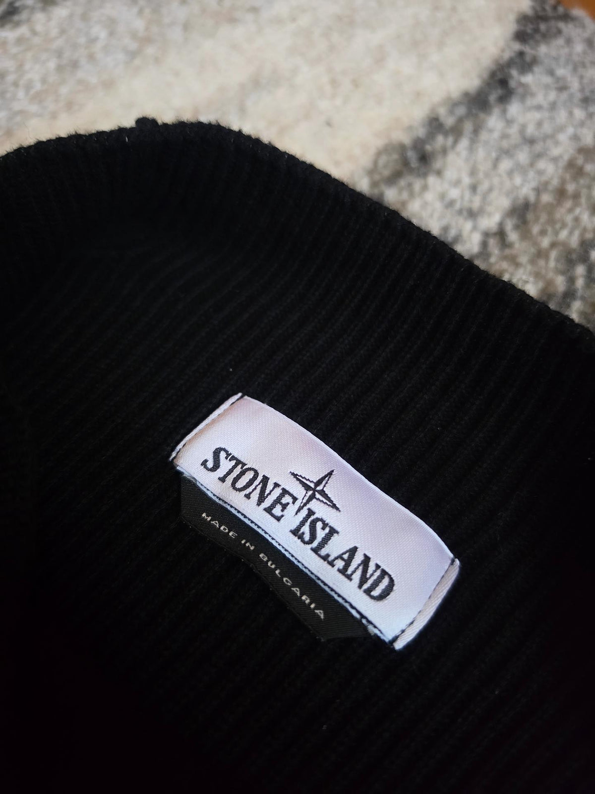 Stone Island Ribbed Soft Cotton Mock Neck Knit – 8015524D8 V0029 – Black – 3XL