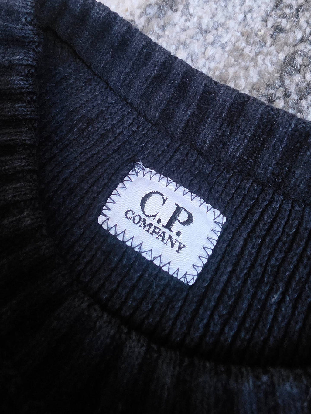 C.P. Company Cotton Chenille Crewneck Knit – 17CMKN086A 005558G – Navy – L