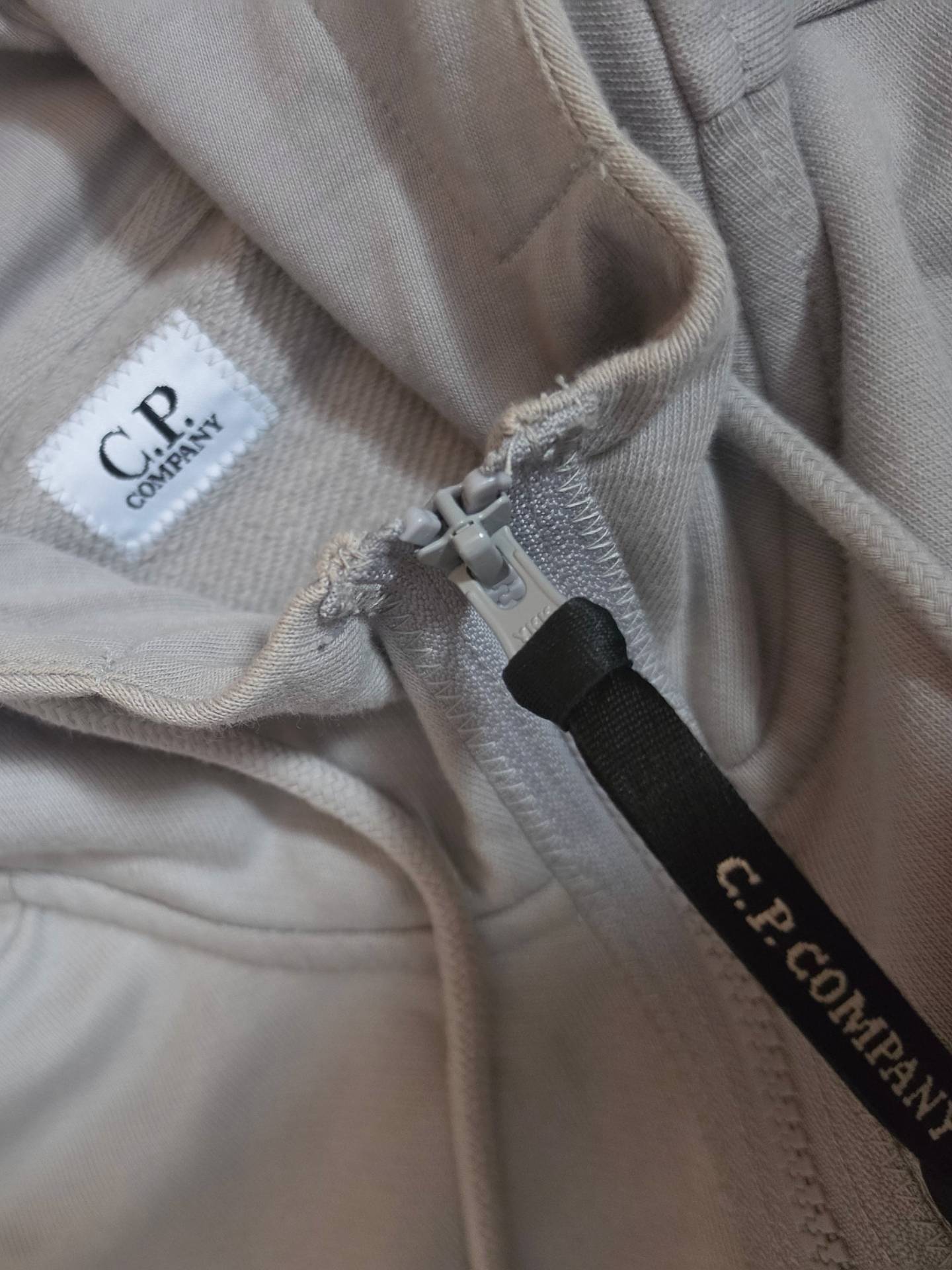 C.P. Company Goggle Hoodie Drizzle Grey M