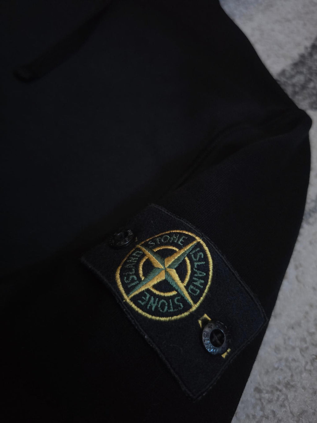Stone Island Garment Dyed Popover Hoodie – Art. 751564120 V0029 – Black – XL