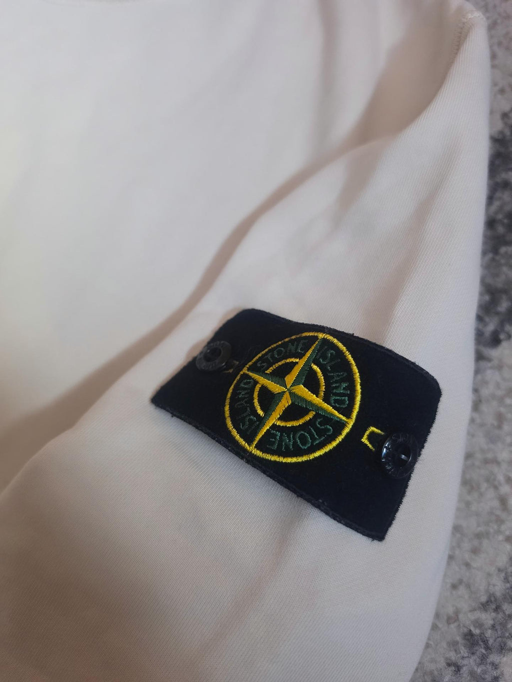Stone Island Garment Dyed Crewneck Sweatshirt – 721563051 V0090 – Beige – XL