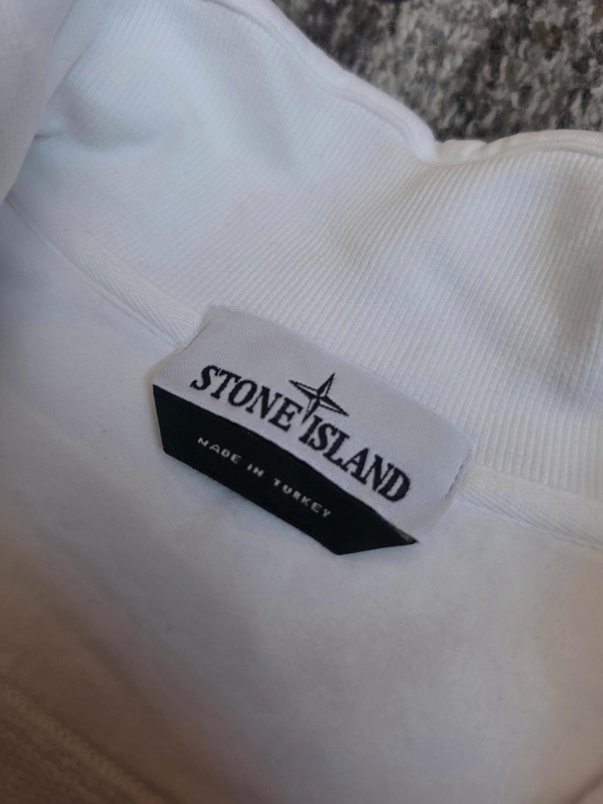 Stone Island Brushed Cotton Fleece Half Zip – 791562720 V0001 White – M