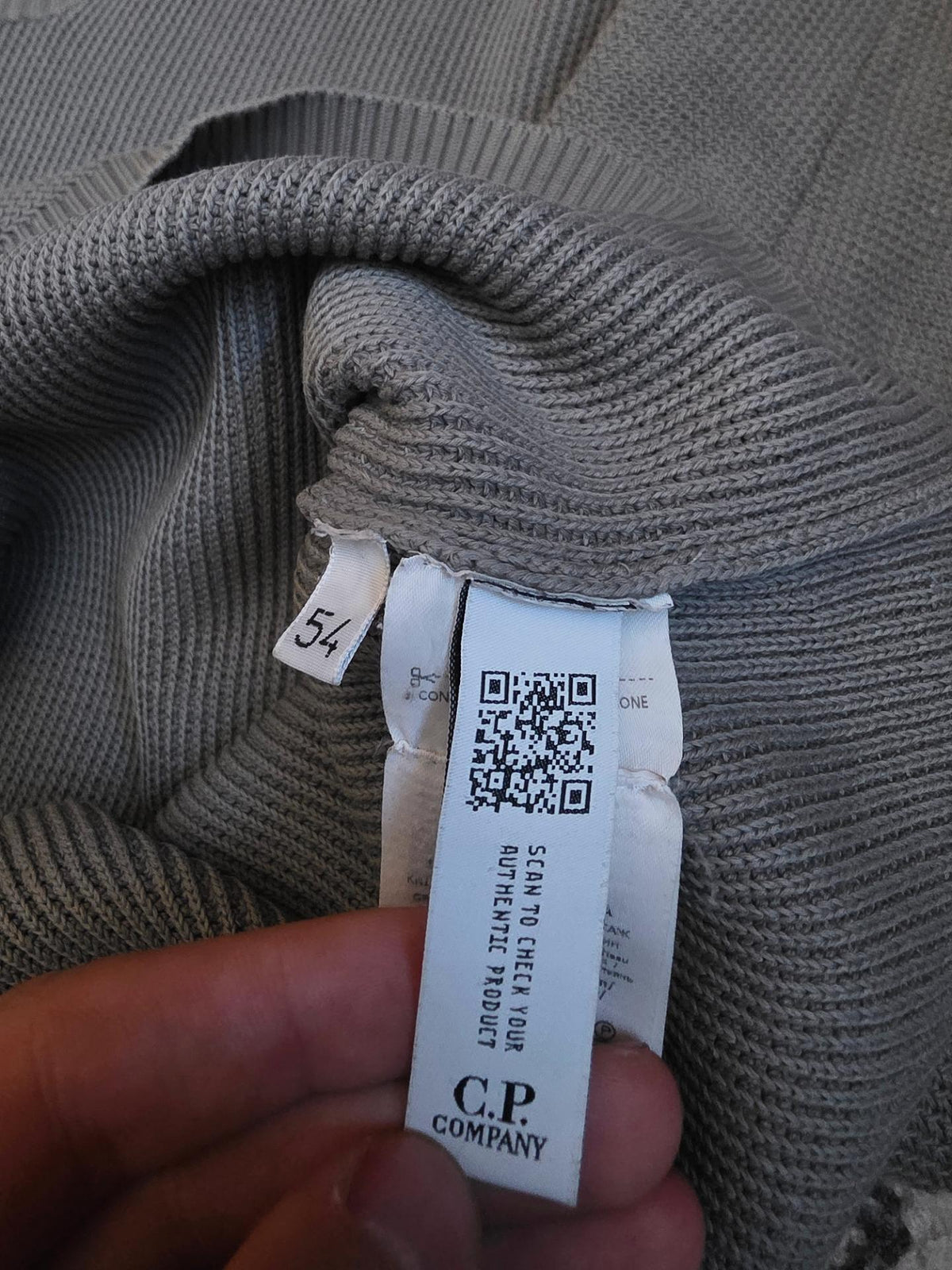 C.P. Company Sea Island Lens Mix Rib Crewneck Knit Grey 54 – 12CMKN145A 004037A