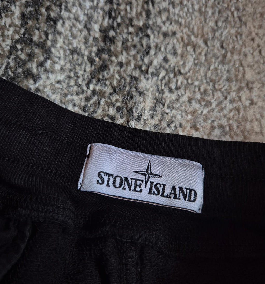 Stone Island Shorts Black S
