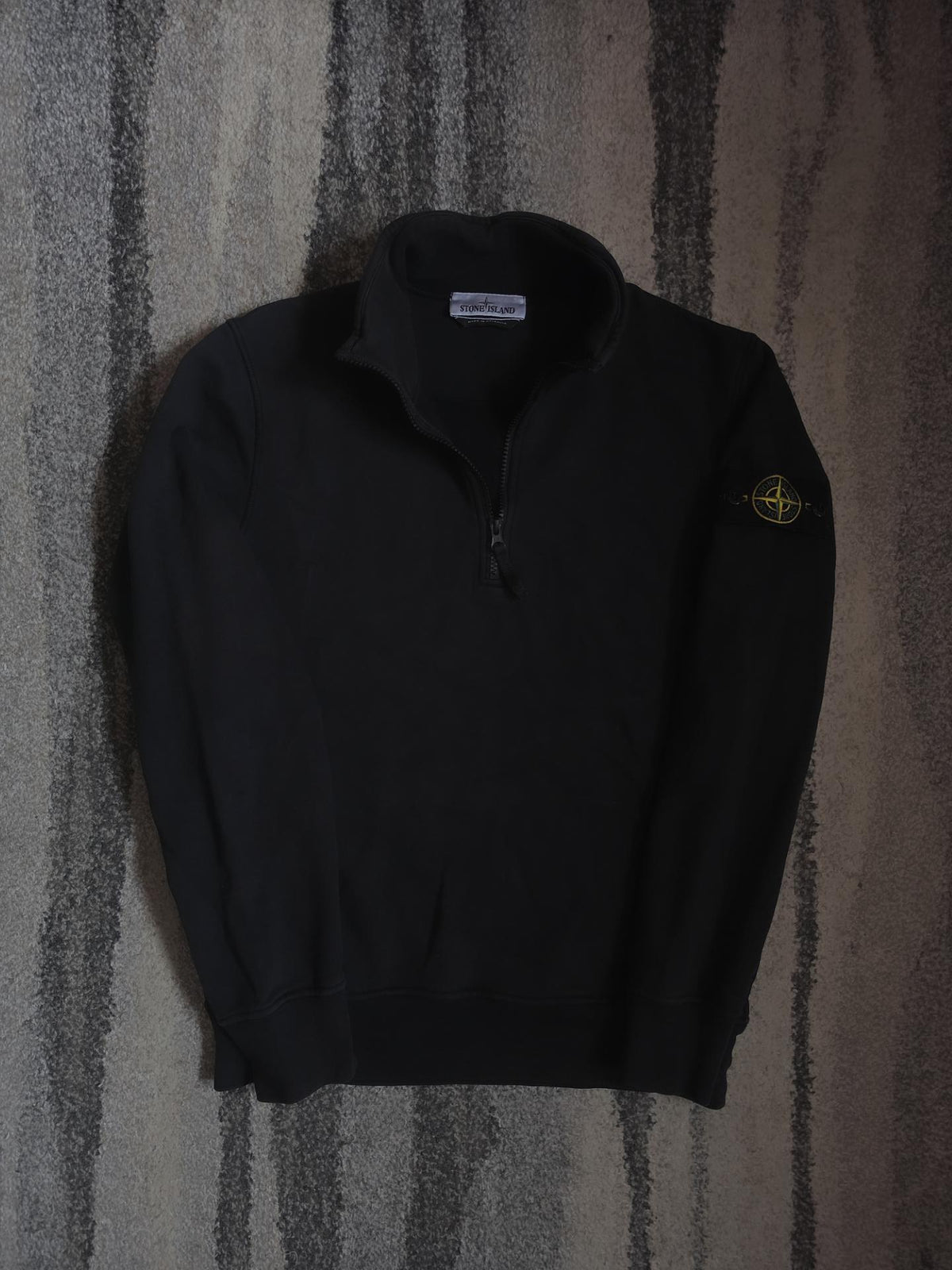 Stone Island Garment Dyed Half Zip Sweatshirt – 761561951 V0029 – Black – S