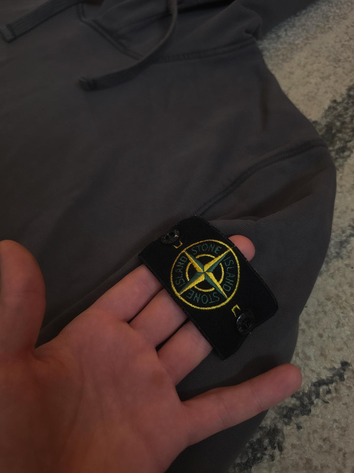 Stone Island Organic Cotton Fleece Hoodie – K1S156100045S0051 V0065 – Charcoal – L