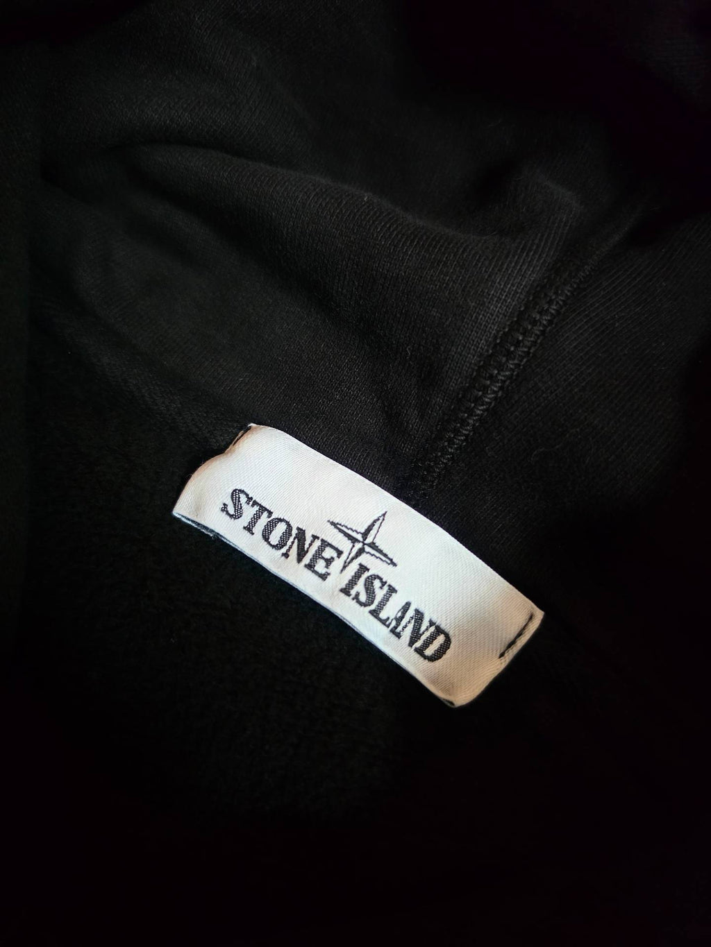 Stone Island Garment Dyed Full Zip Cotton Sweatshirt – 711560220 – Black – M