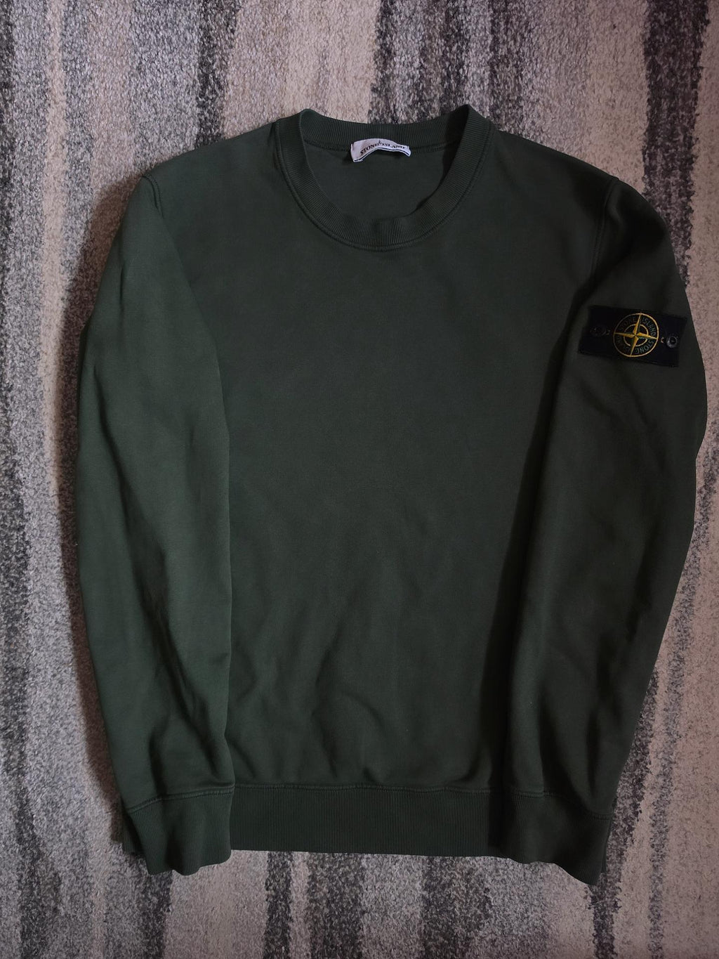 Stone Island Garment Dyed Crewneck Sweatshirt – 751563020 – Green – L