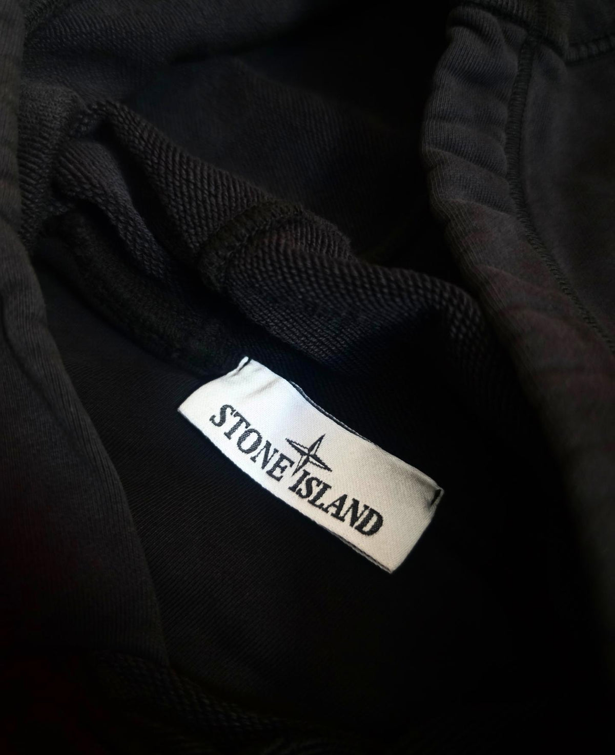 Stone Island 64151 Kapuzenpullover – 101564151 V0029 Schwarz – M