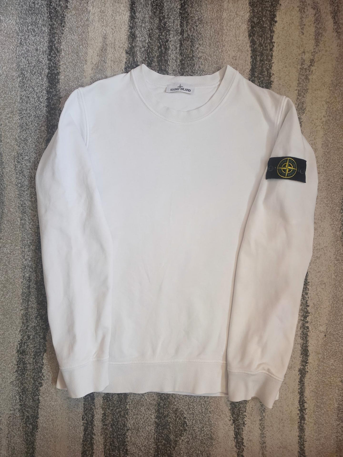 Stone Island Garment Dyed Crewneck Sweatshirt – 751563020 V0001 – White – M