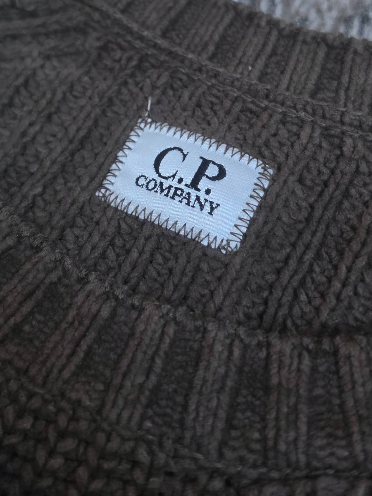 C.P. Company Cotton Chenille Crewneck Knit – 15CMKN060A 005558G – Khaki – L