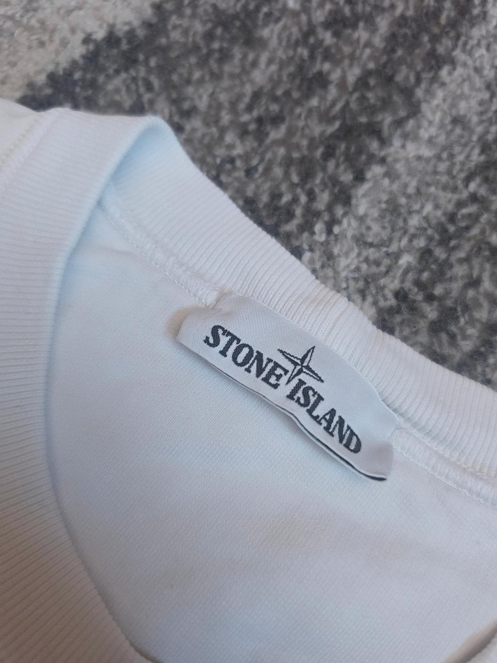 Stone Island Garment Dyed Crewneck – 731563020 V0001 – White – L