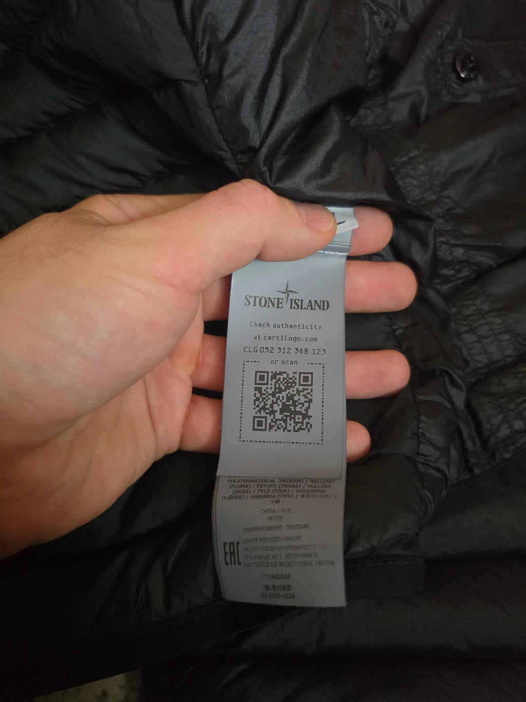 Stone Island Loom Woven Chambers R-Nylon Down-TC Garment Dyed Packable Jacket – 771541524 V0029 – Black – L