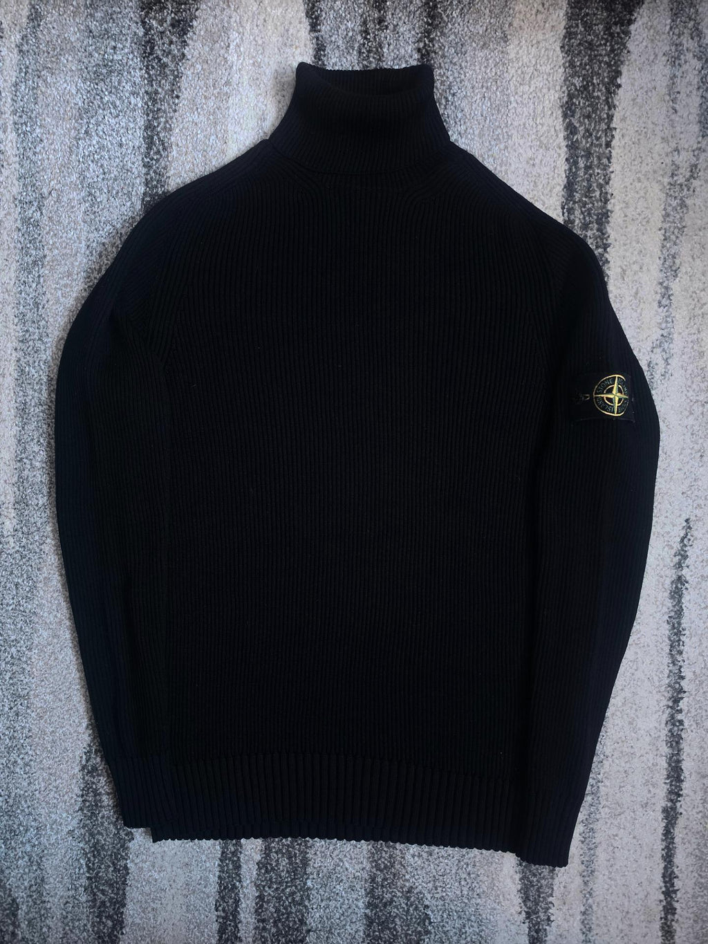 Stone Island Roll Neck Rib Knit 6915535C2 V0029 — XL