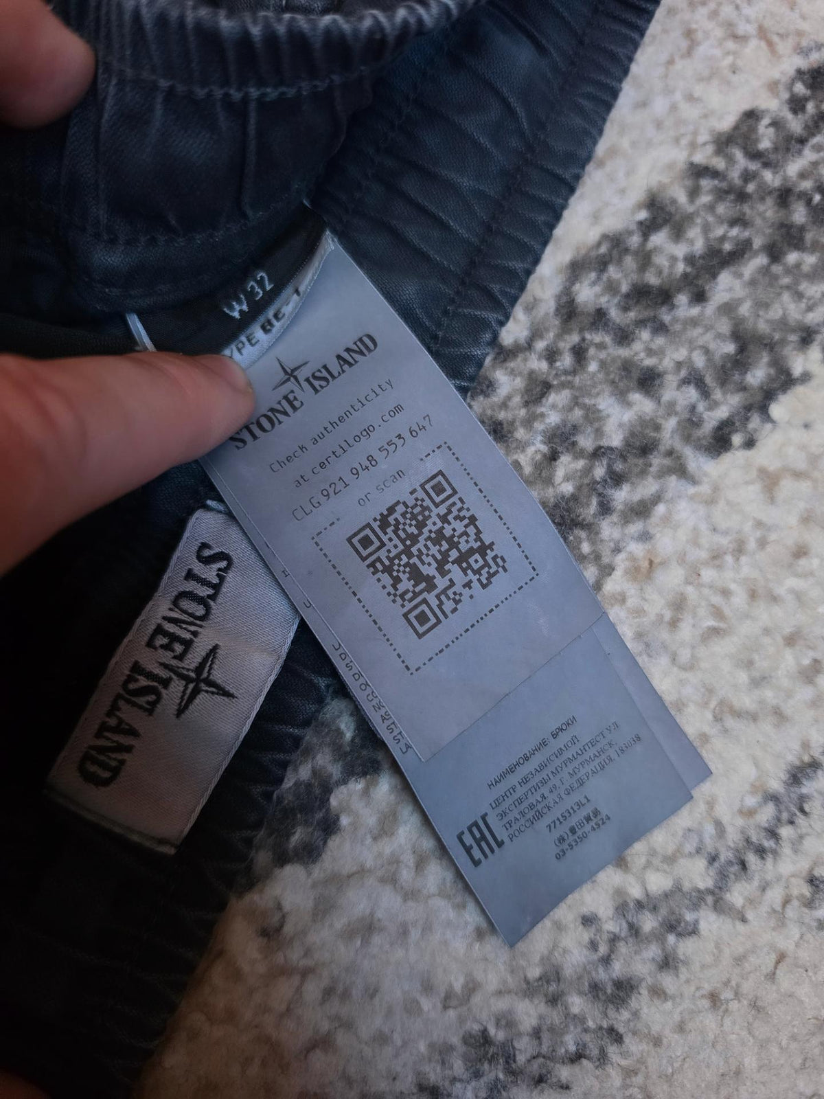 Stone Island Cargo Jogger Pants – 7715313L1 V0165 – Charcoal – W32