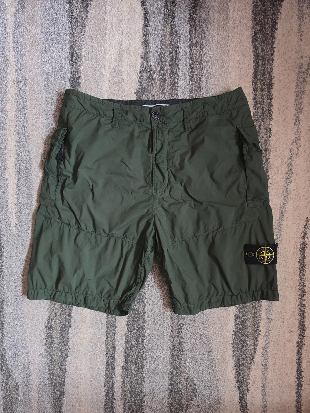 Stone Island Cargo Shorts Green W32