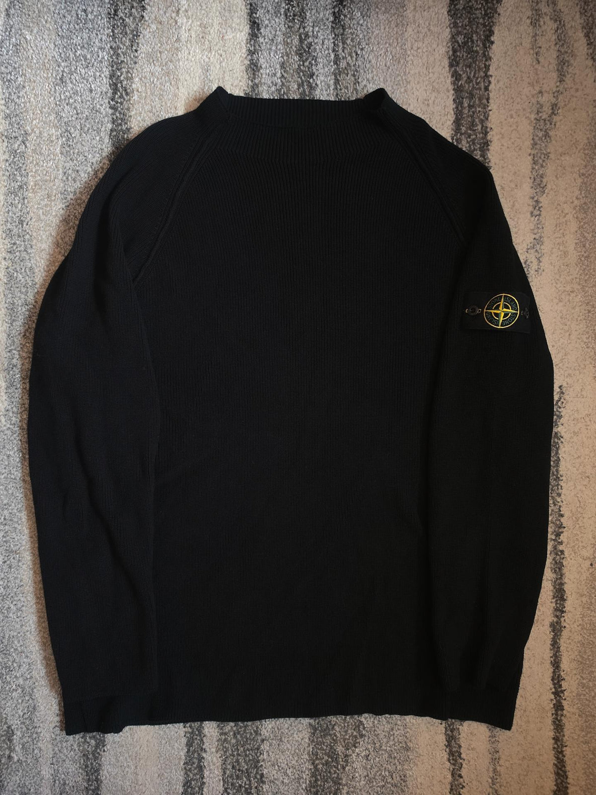 Stone Island Ribbed Soft Cotton Mock Neck Knit – 8015524D8 V0029 – Black – 3XL