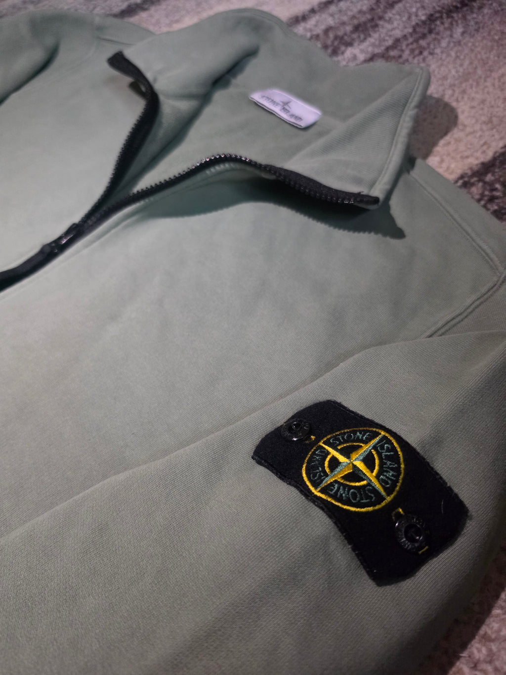 Stone Island Brushed Cotton Fleece Garment Dyed Full Zip – 791562820 V0055 – Sage Green – XL