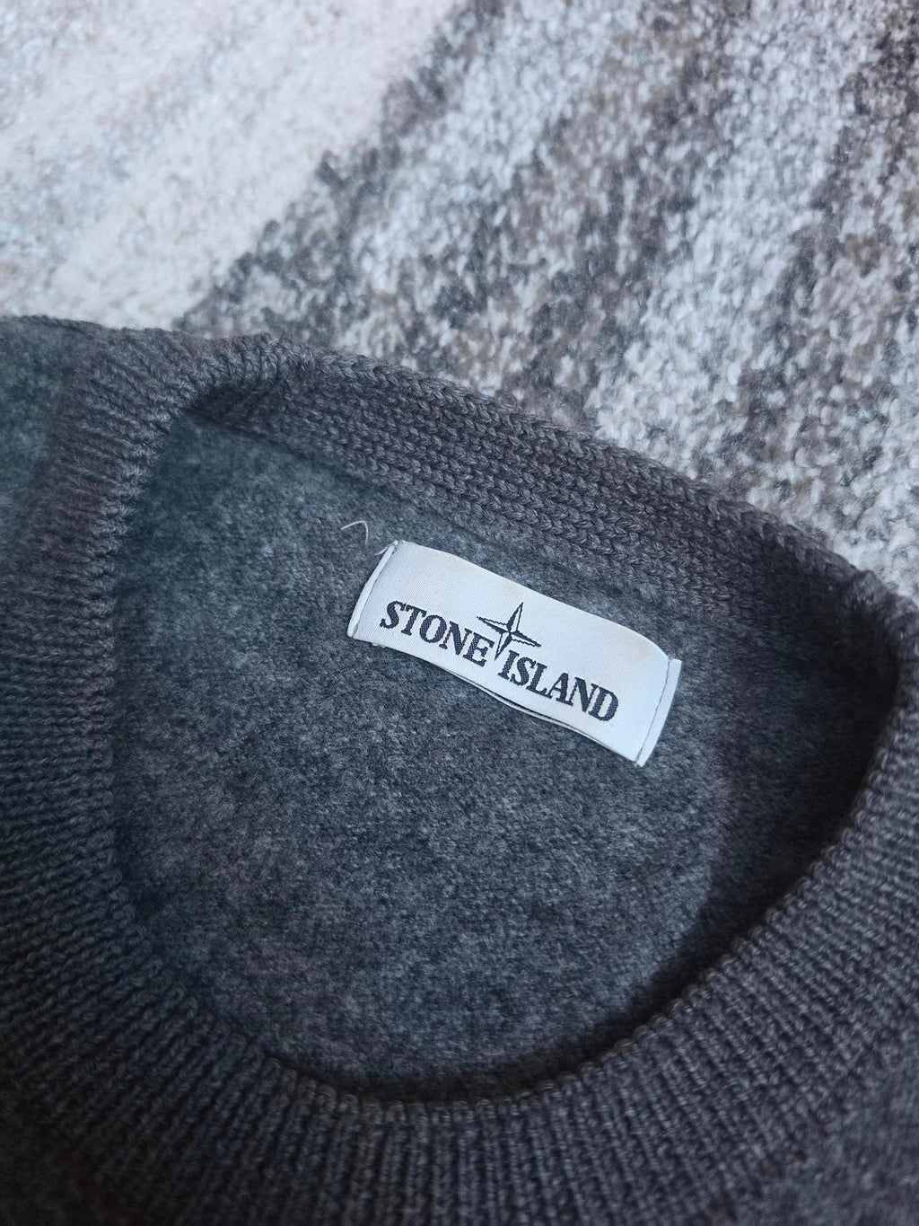 Stone Island Wool Blend Crewneck Knit – 6115556B9 – Grey – L
