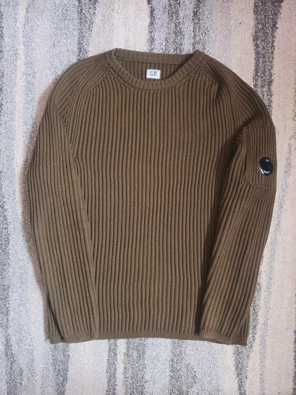 C.P. Company Wool Lens Sweater – 13CMKN204A 005292A – Khaki – 50