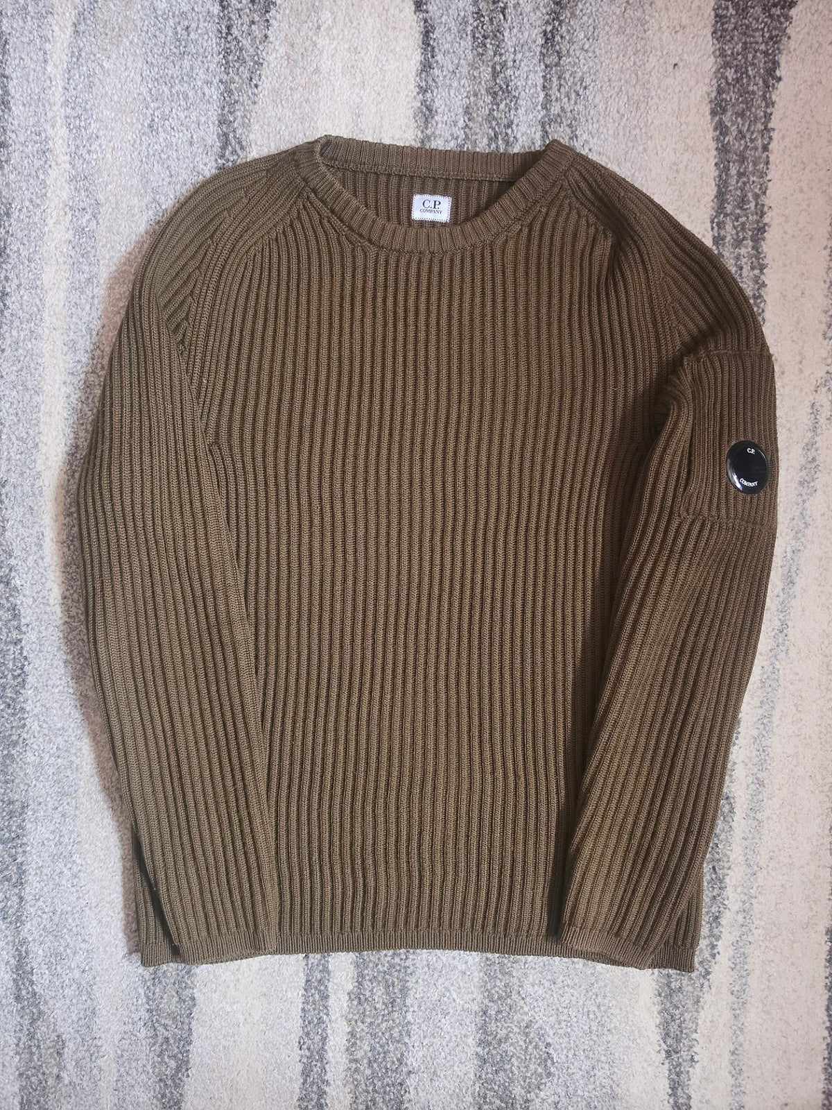 C.P. Company Wool Lens Sweater – 13CMKN204A 005292A – Khaki – 50