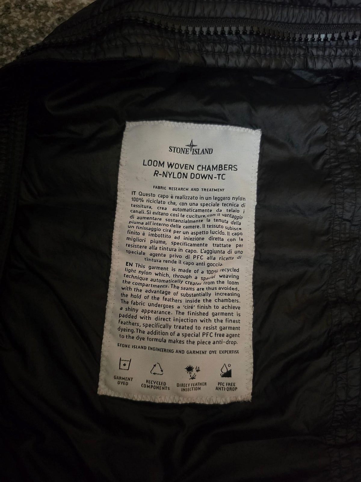 Stone Island Loom Woven Chambers R-Nylon Down-TC Garment Dyed Packable Jacket – 771541524 V0029 – Black – L