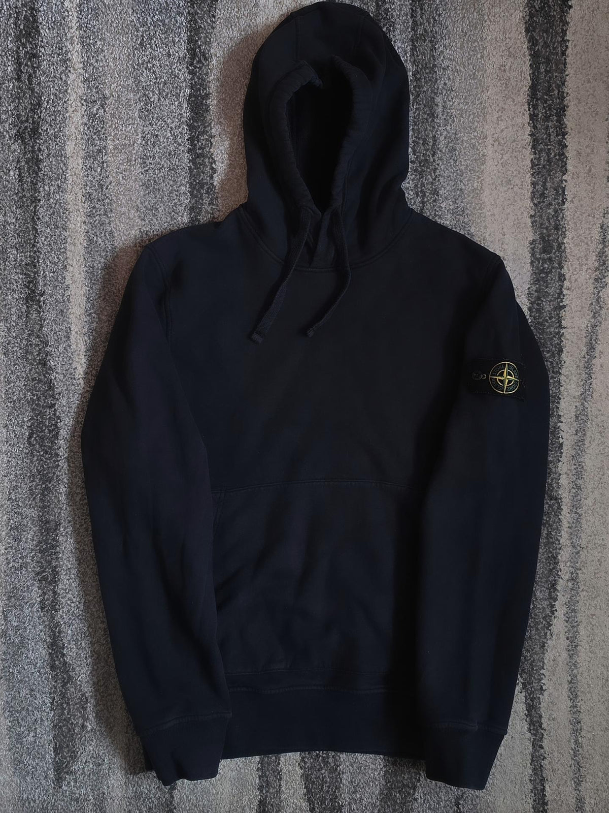 Stone Island 64120 Garment Dyed Cotton Fleece Hoodie – 771564120 V0020 – Navy – L
