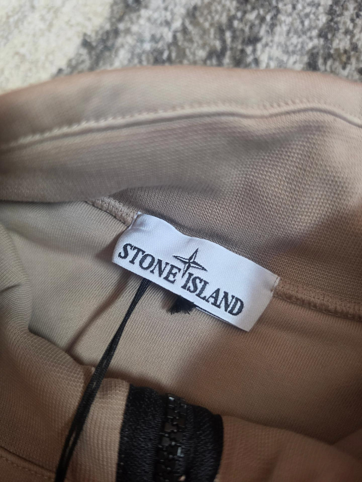 Stone Island Full Zip-Up – L1S156100063 S0051 V009A – Desert – XXL